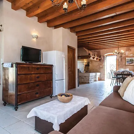 Holiday Home With 2 Bedroom Postira