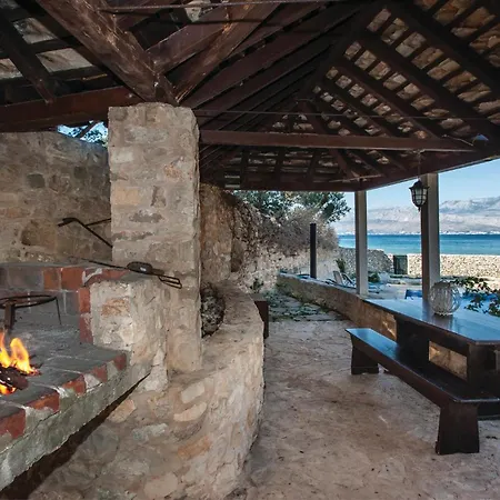 Holiday home Holiday Home With 2 Bedroom *